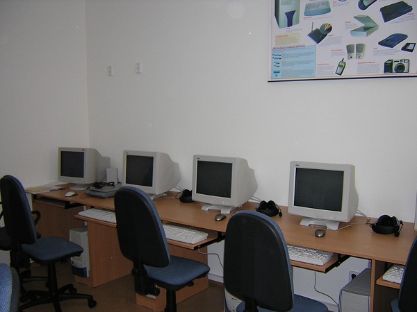 Nová počítačová učebna 2005