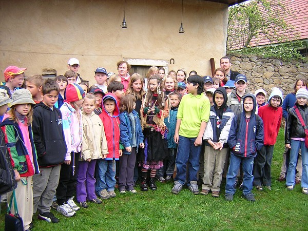 Malá čarodějnice Těchonice 2005