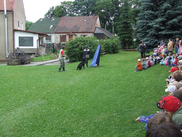 Ukázka výcviku psů 25. 6. 2009