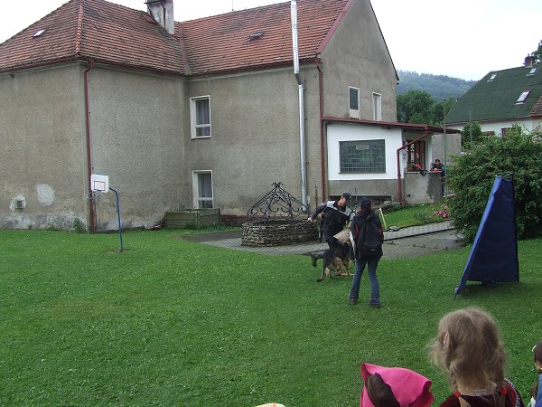 Ukázka výcviku psů 25. 6. 2009