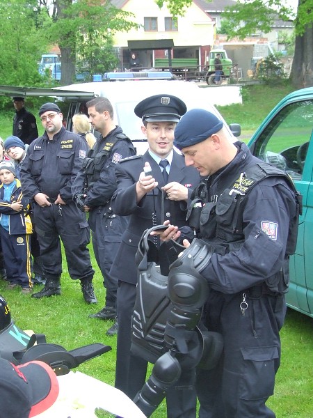 Den s Hasiči a Policií ČR 2. 6. 2010