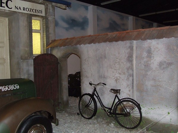 Školní výlet - Lešany 18. 6. 2010