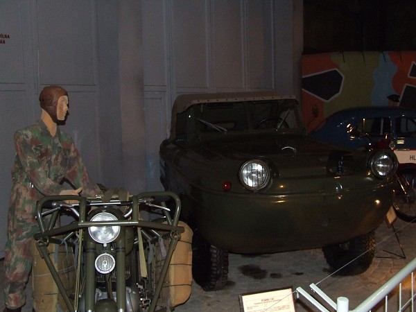 Školní výlet - Lešany 18. 6. 2010