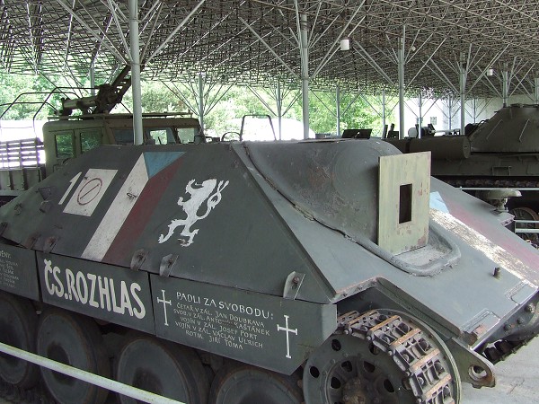 Školní výlet - Lešany 18. 6. 2010