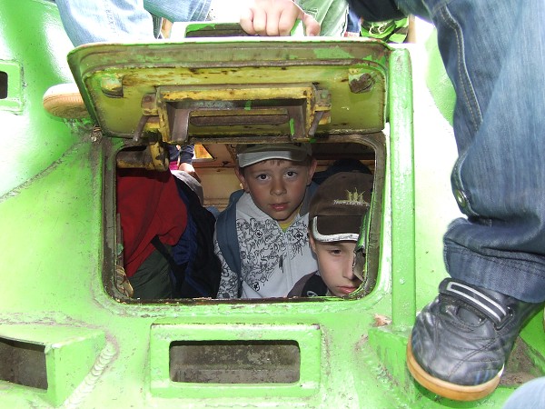 Školní výlet - Lešany 18. 6. 2010