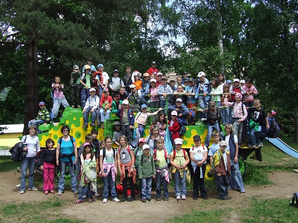 Školní výlet - Lešany 18. 6. 2010