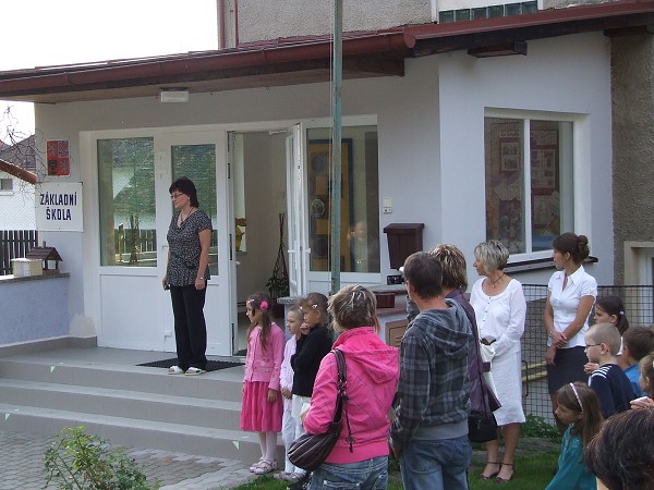 Přivítání prvňáčků 1. 9. 2011