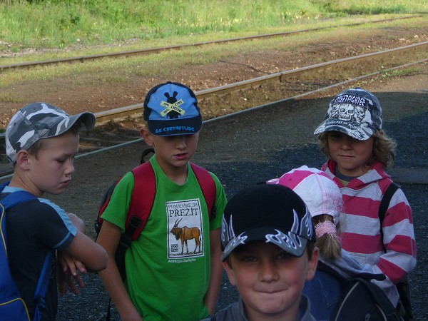 Prvňáci na poště 12. 6. 2012