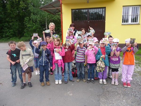 Prvňáci na poště 12. 6. 2012
