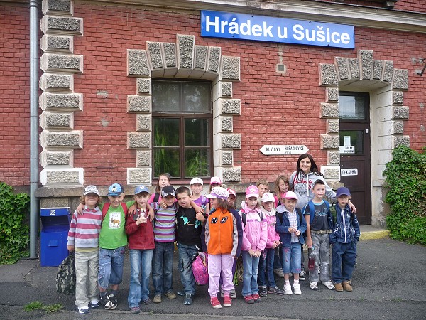 Prvňáci na poště 12. 6. 2012