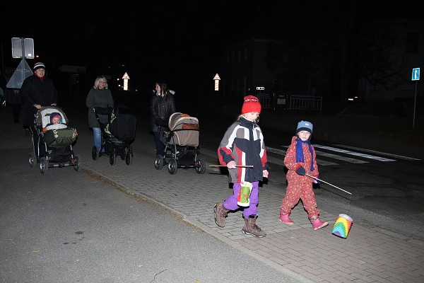 Lampiónový průvod 15. 11. 2012