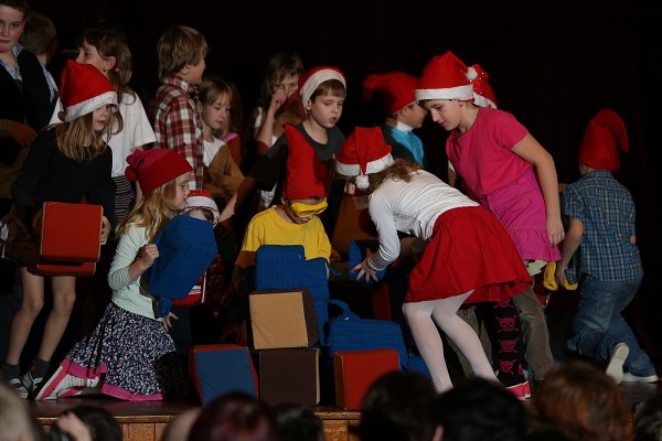 Vánoční besídka 13. 12. 2013