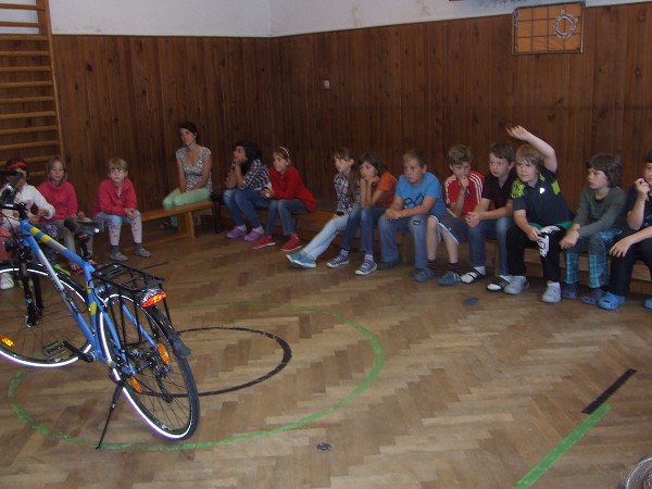 Cyklistický rádce s PČR 15. 6. 2015