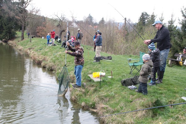 Rybářské závody 10. 4. 2016