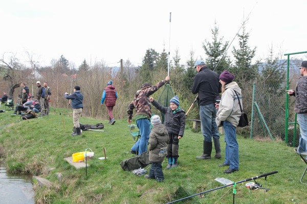 Rybářské závody 10. 4. 2016