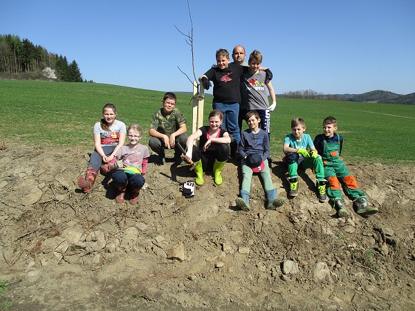 Sázení stromů 10. 4. 2017